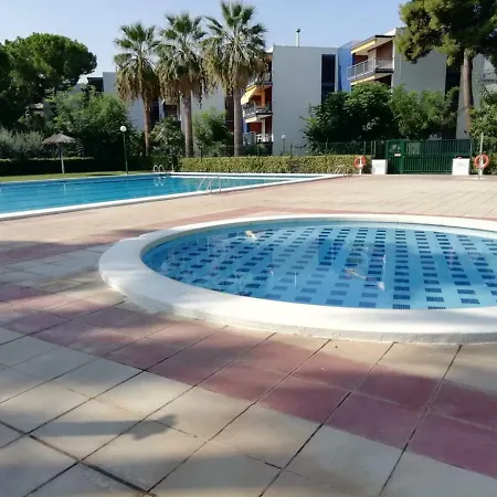 Reus Mediterrani Apartment *