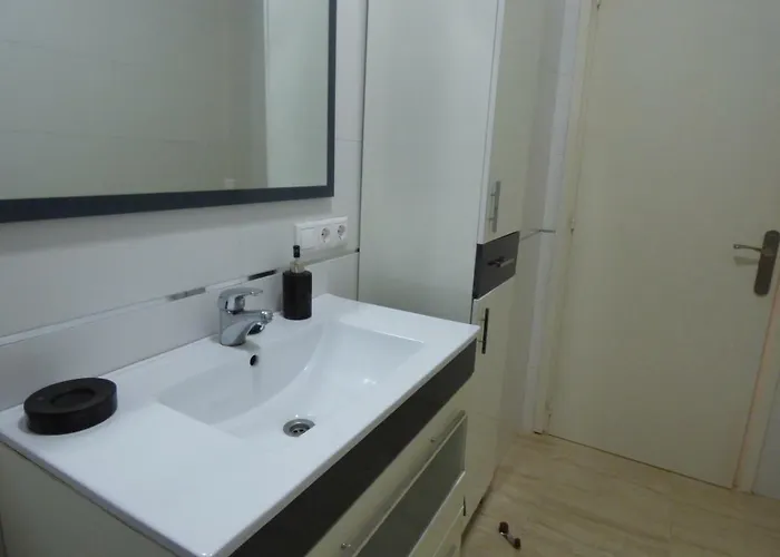 Reus Mediterrani * 坎布里尔斯