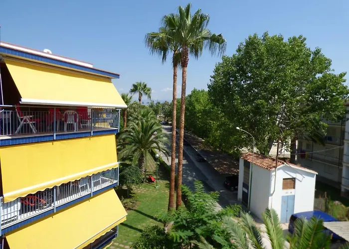 公寓 Reus Mediterrani 坎布里尔斯